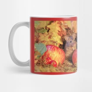 wild Autumn house mouse Mug